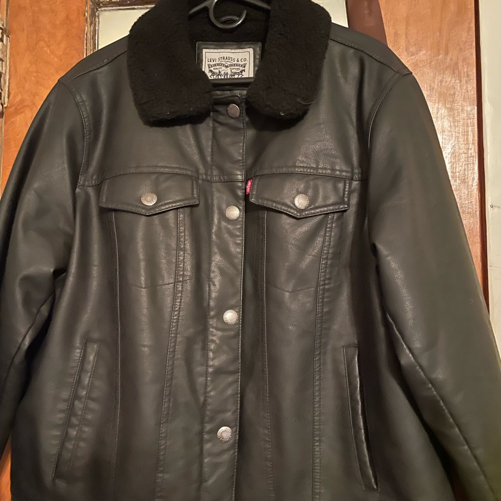 Never been worn Faux leather plus 22 Levi’s jacket